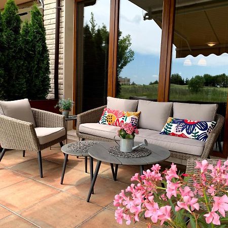 Lighthouse Golf Private Villa Lake View Balchik Exterior foto