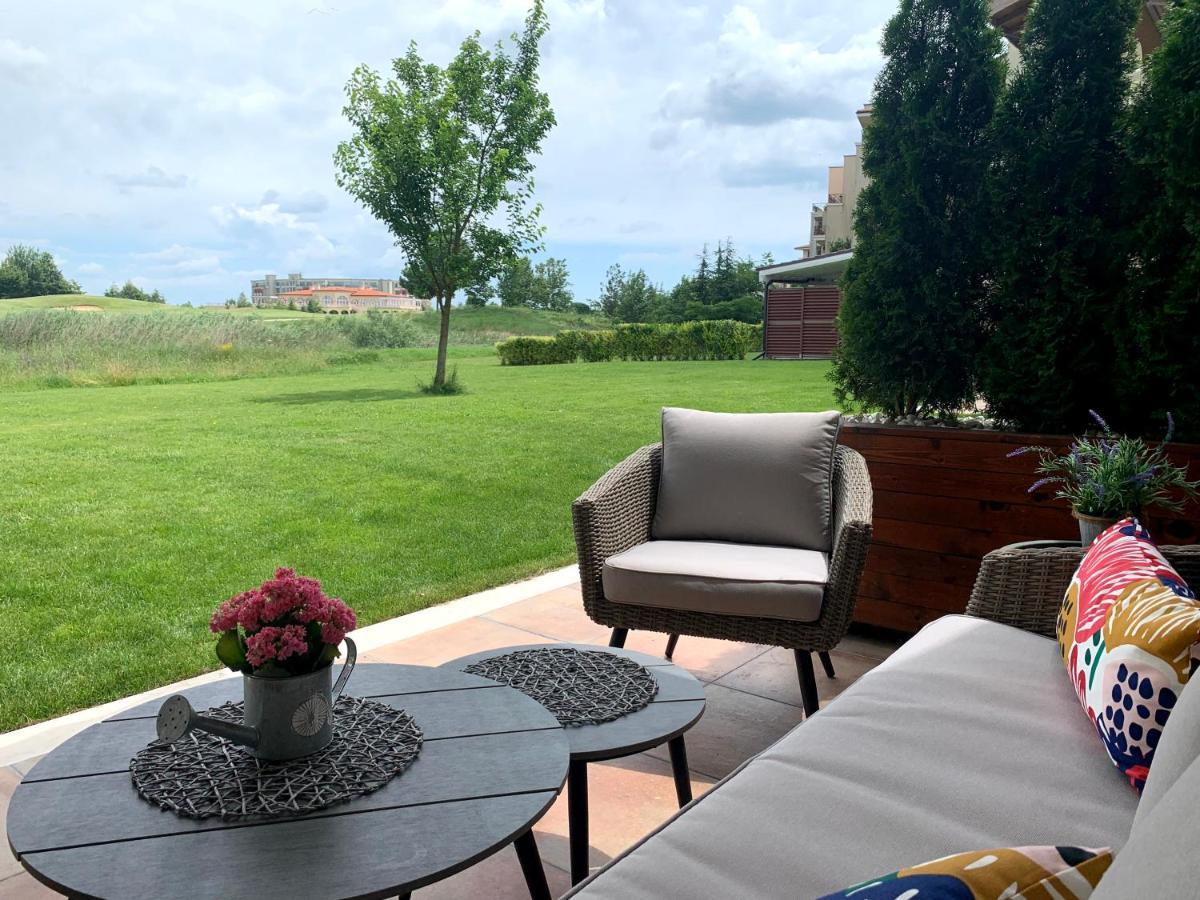 Lighthouse Golf Private Villa Lake View Balchik Exterior foto