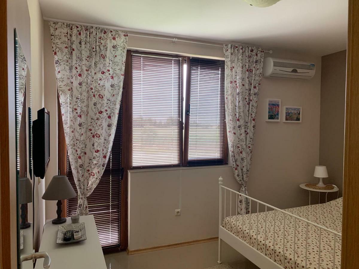 Lighthouse Golf Private Villa Lake View Balchik Exterior foto